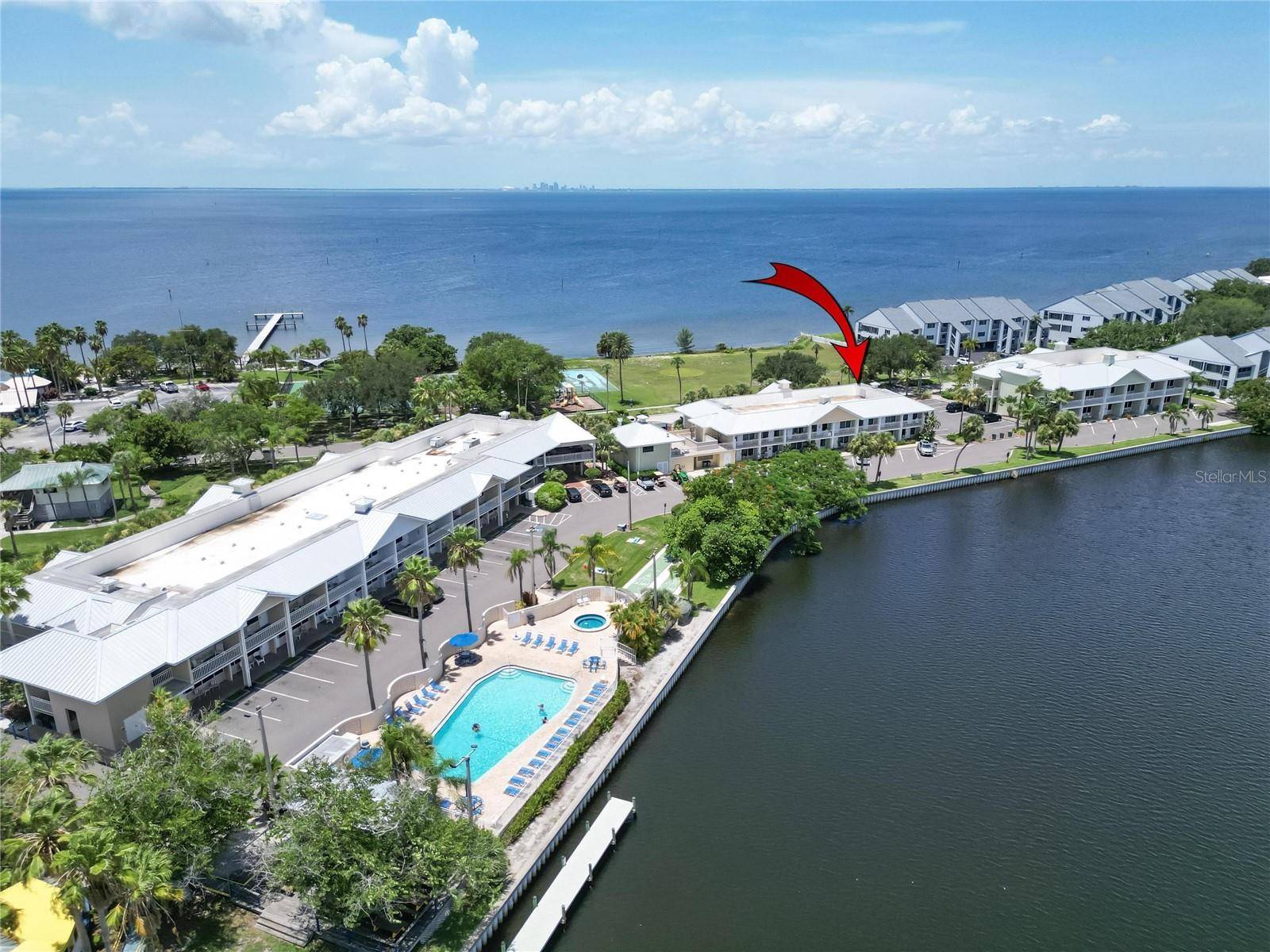 Ruskin, FL 33570,611 DESTINY DR #216