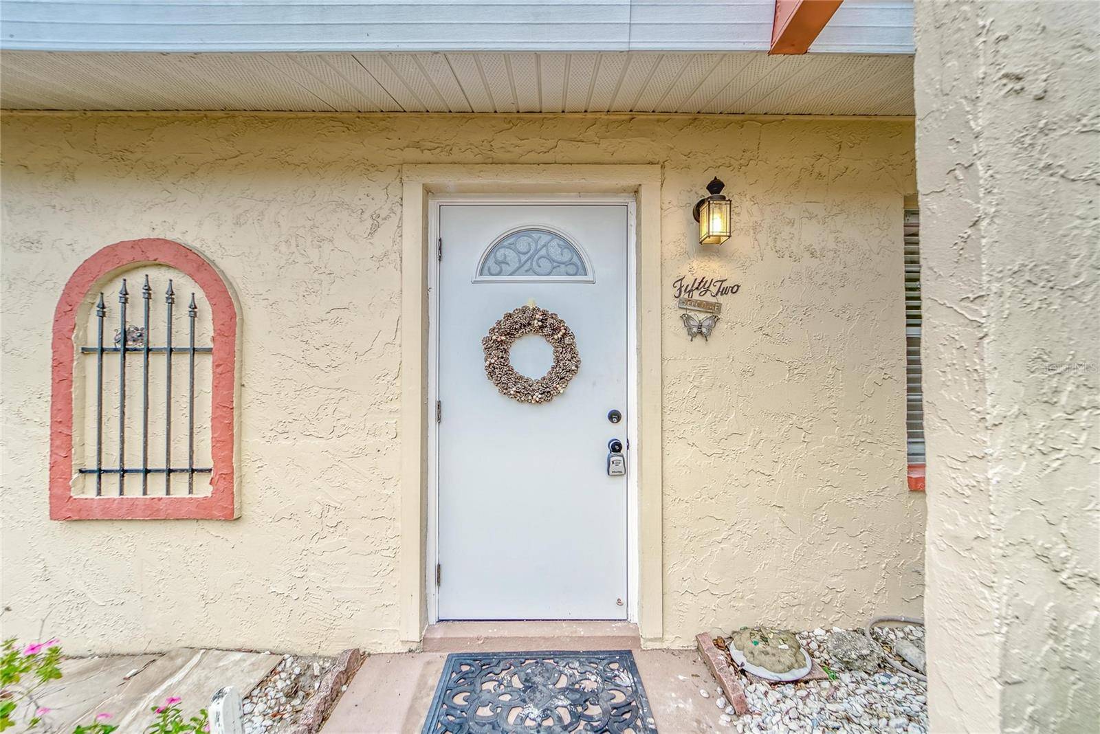 Sun City Center, FL 33573,401 DORCHESTER PL #52