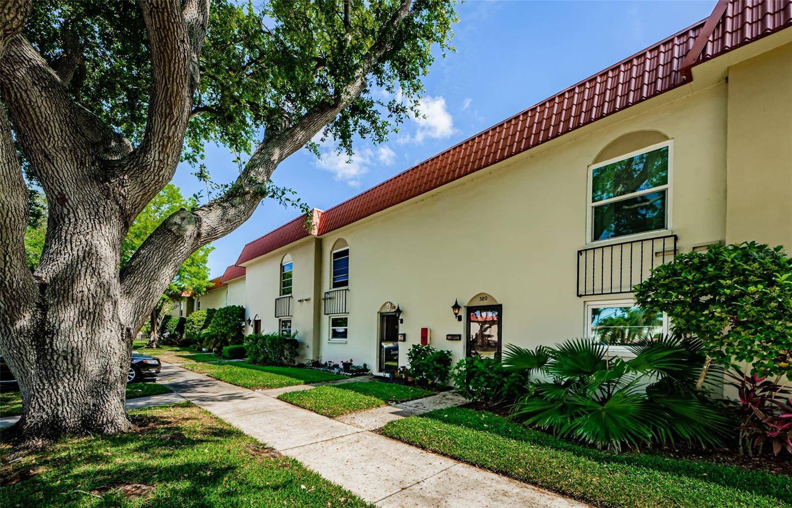 Dunedin, FL 34698,2700 BAYSHORE BLVD #580