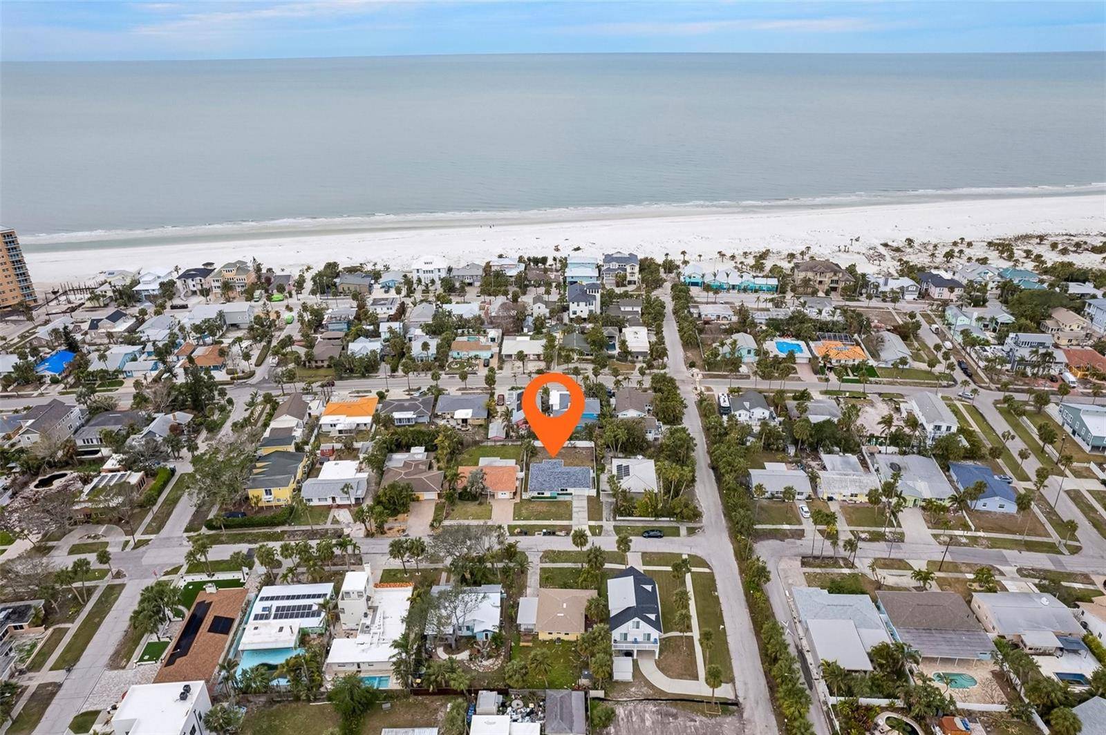 Clearwater Beach, FL 33767,956 BRUCE AVE