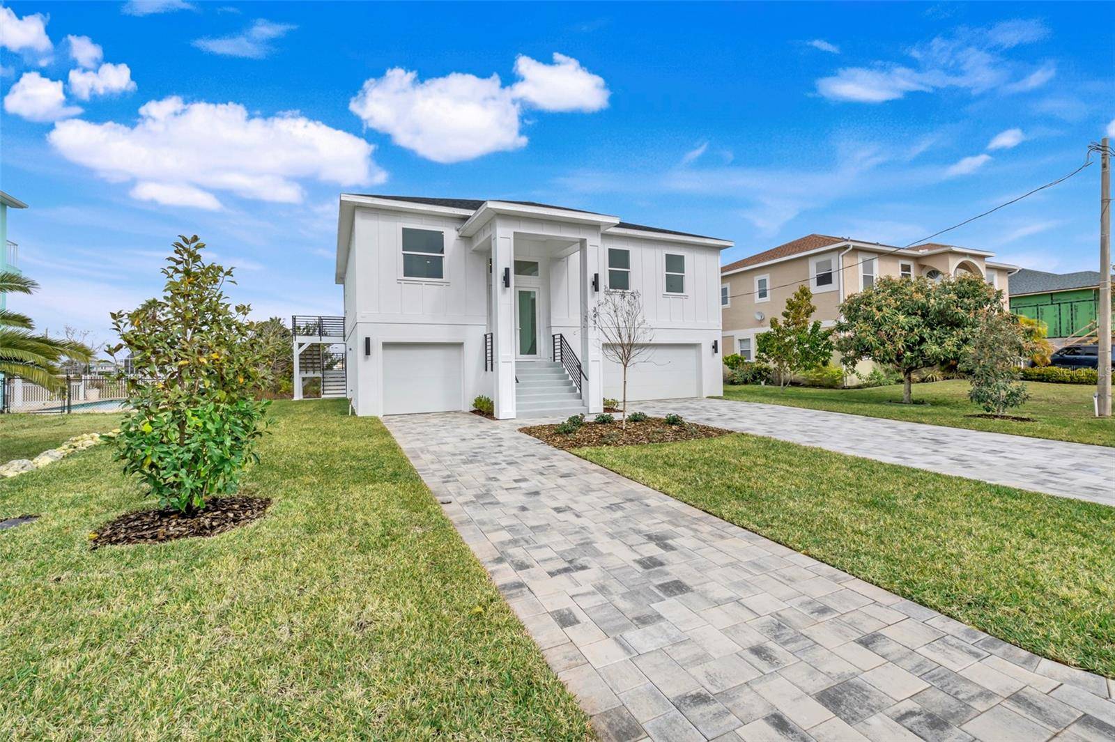 Hernando Beach, FL 34607,3431 PALOMETA DR