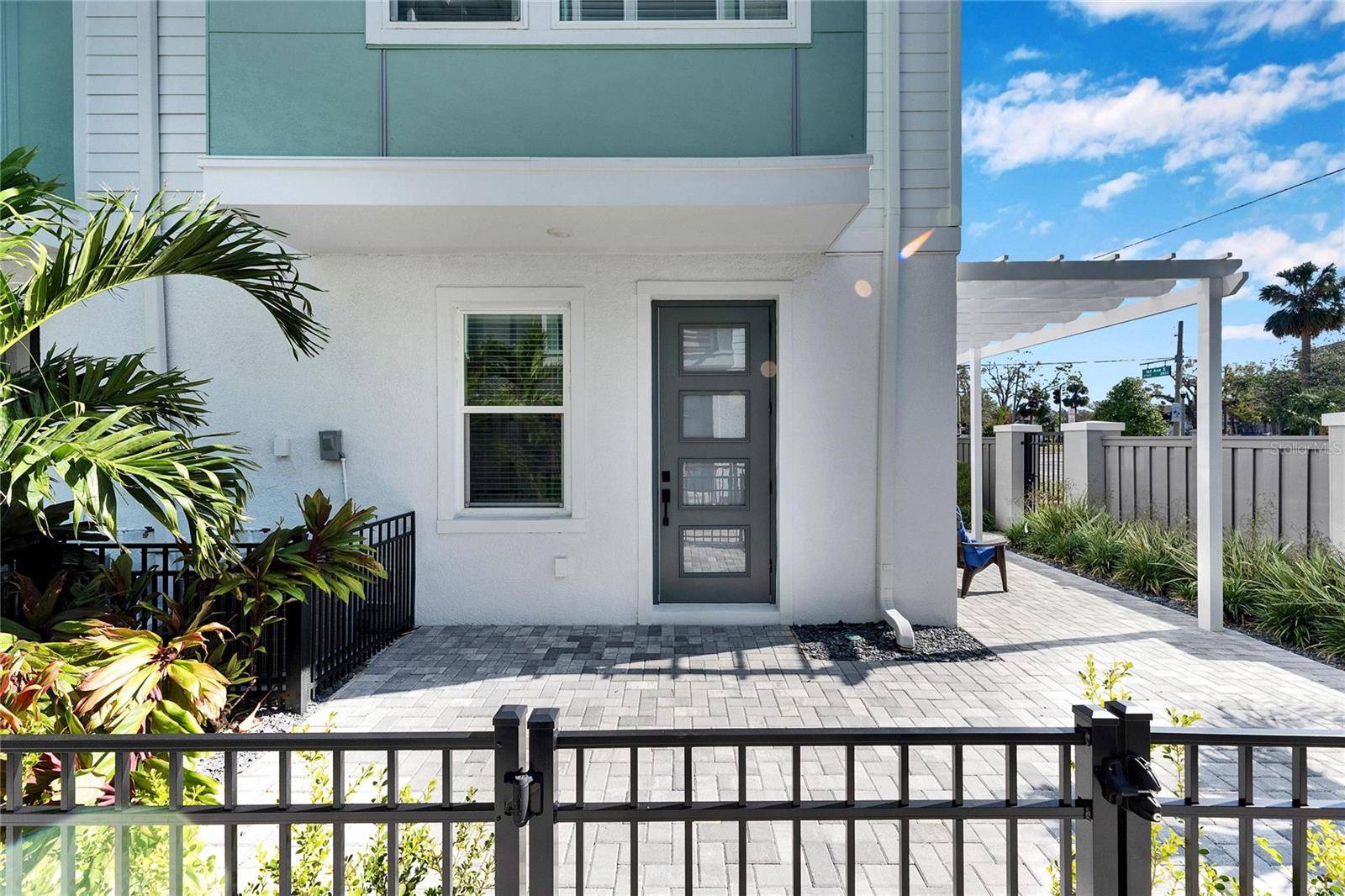 St Petersburg, FL 33712,2819 1ST AVE S
