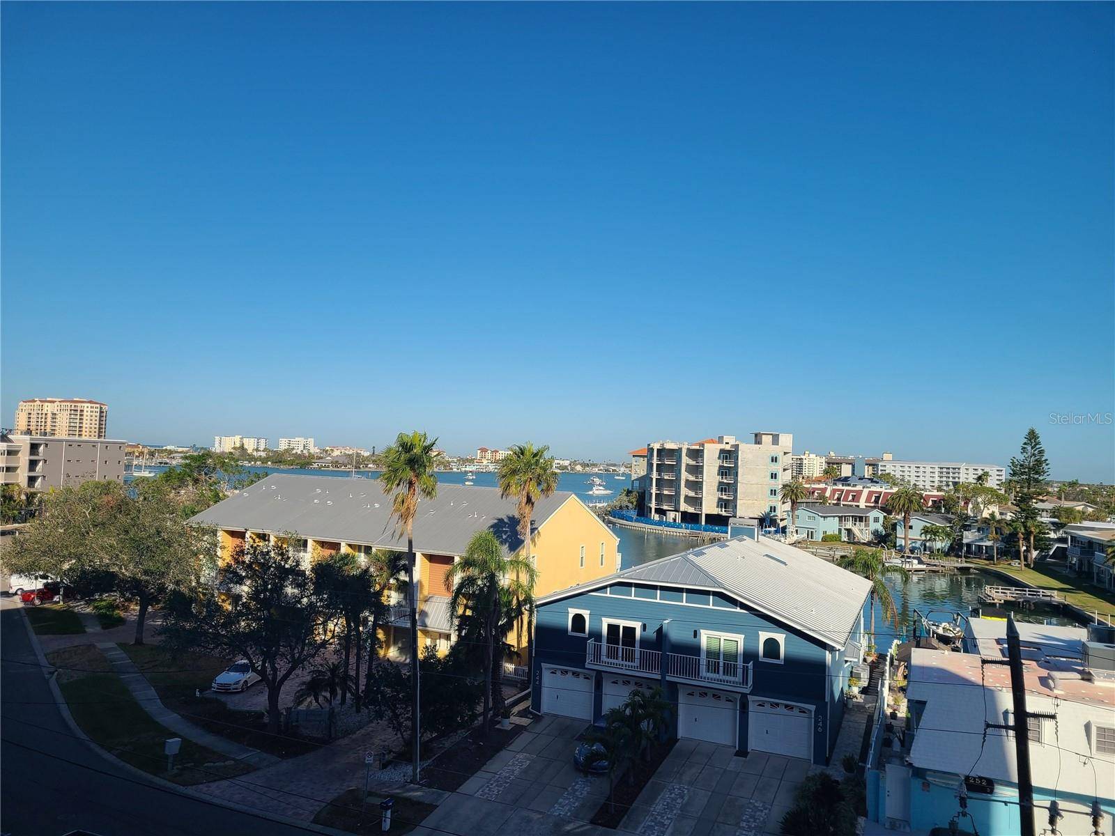 Clearwater Beach, FL 33767,255 DOLPHIN PT #511