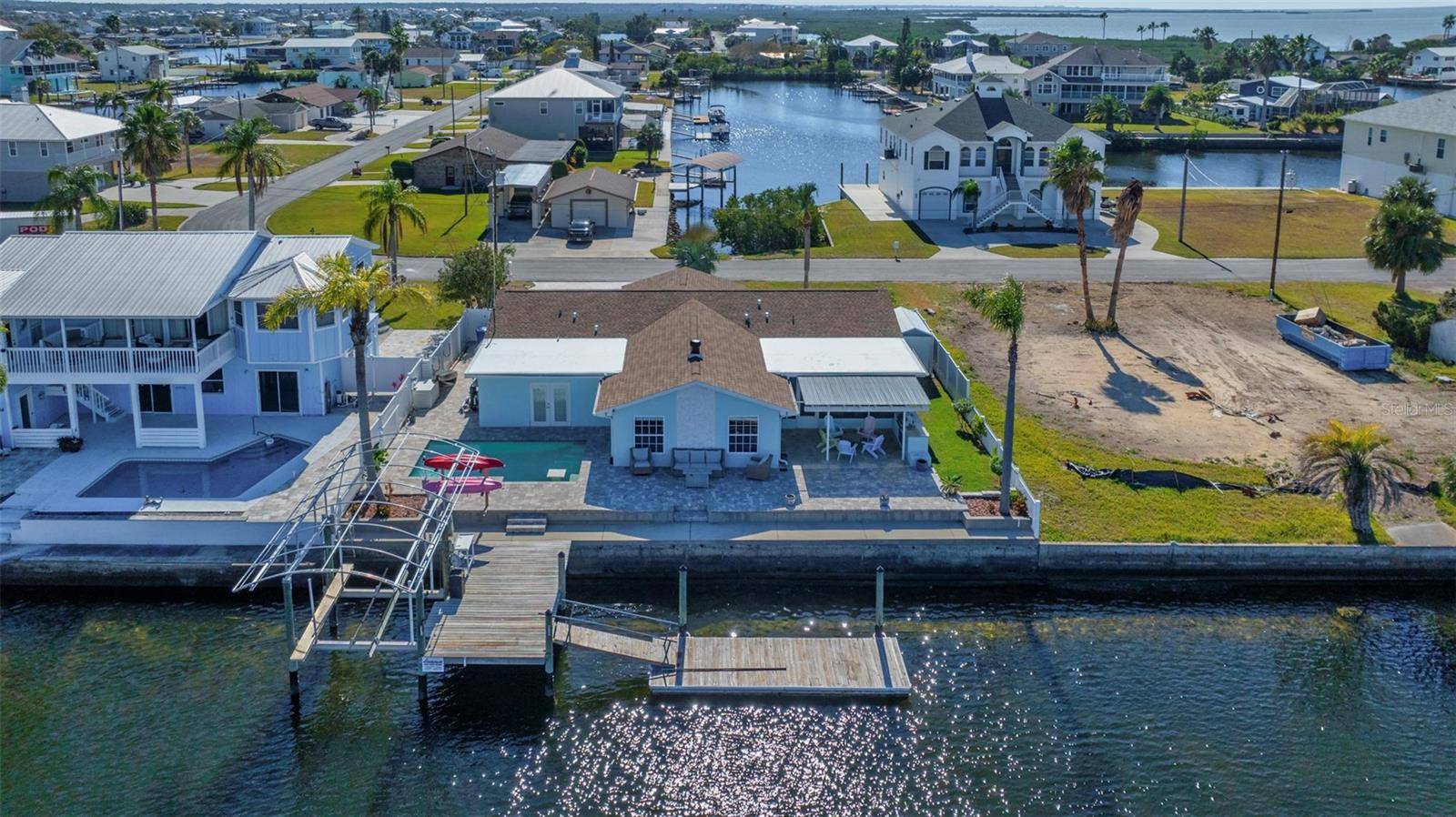 Hernando Beach, FL 34607,4348 PARADISE CIR