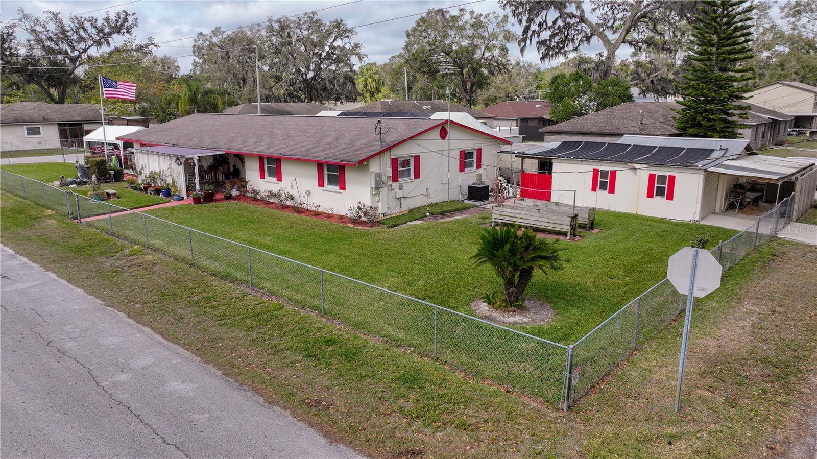 Seffner, FL 33584,12002 WASHINGTON ST