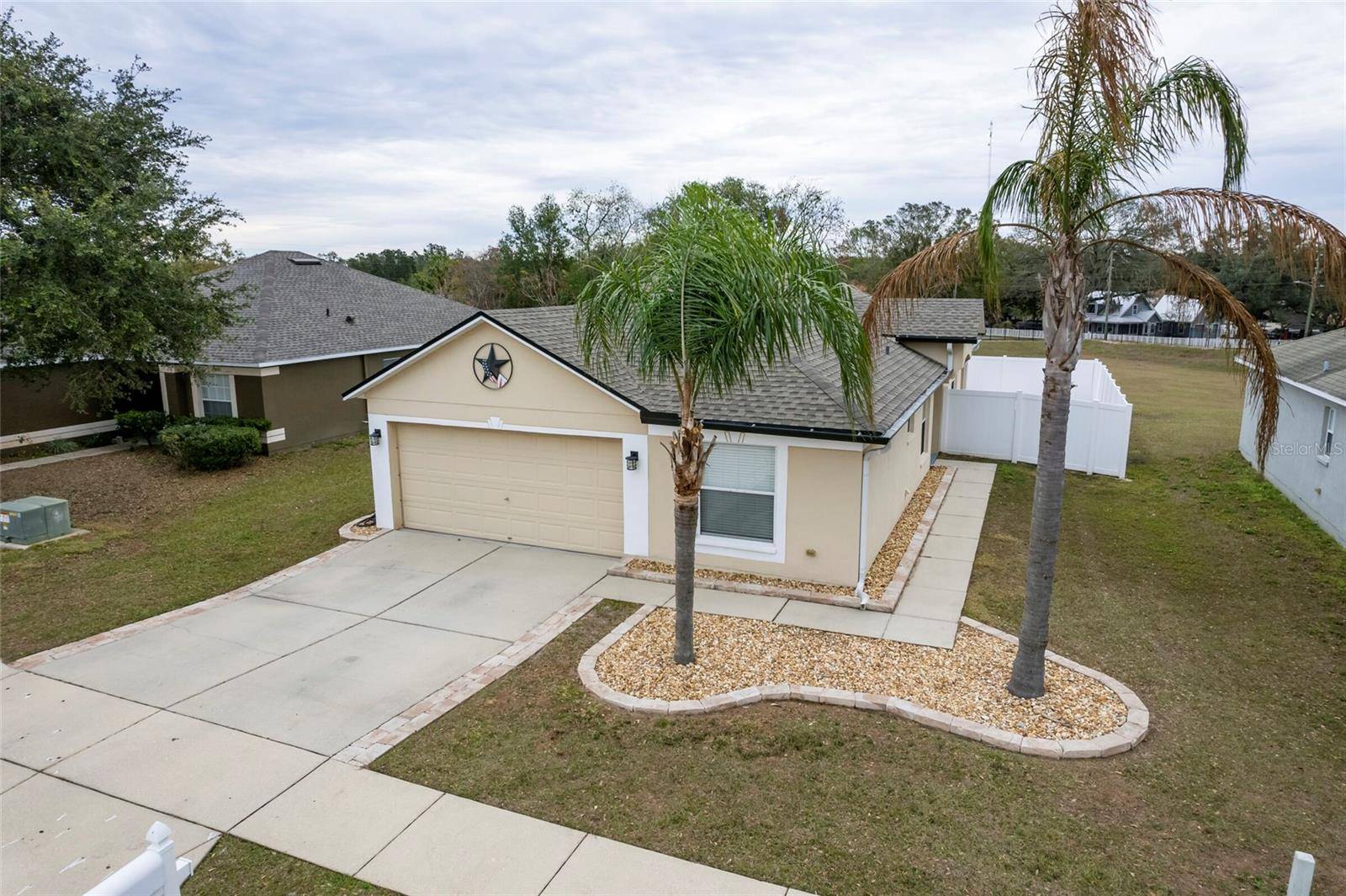 Zephyrhills, FL 33540,7943 MERCHANTVILLE CIR