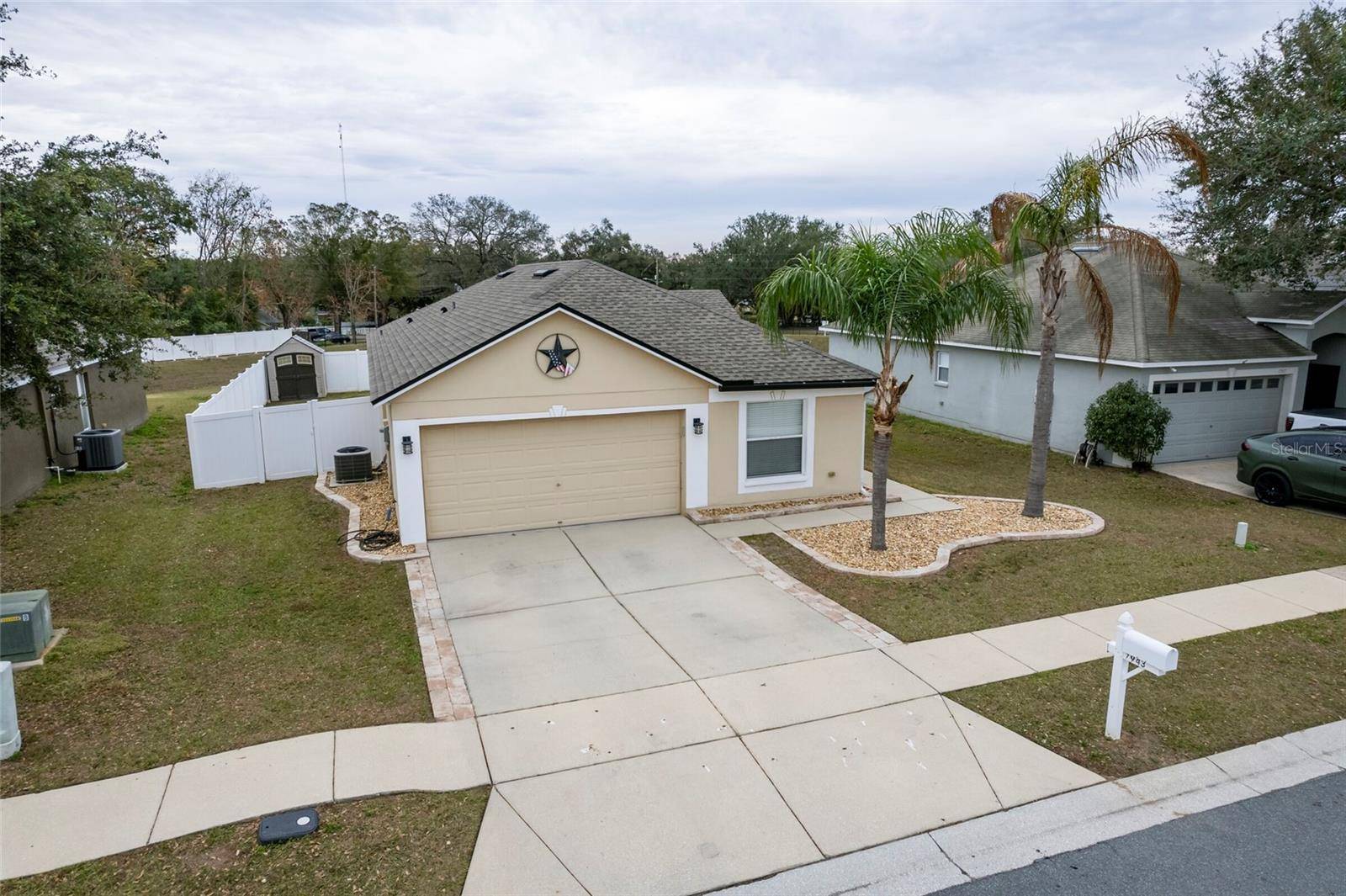 Zephyrhills, FL 33540,7943 MERCHANTVILLE CIR