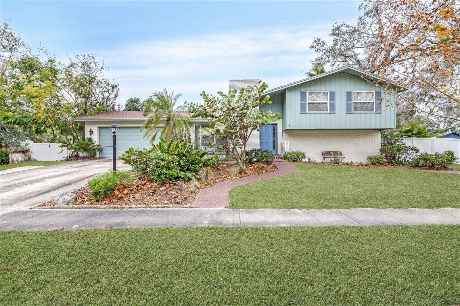 Brandon, FL 33511,509 OAKHURST ST