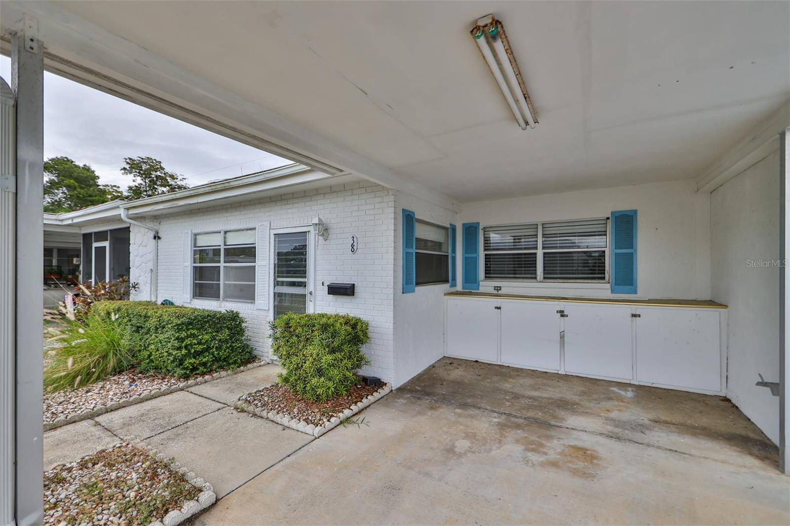 Largo, FL 33774,13940 ANONA HEIGHTS DR #38