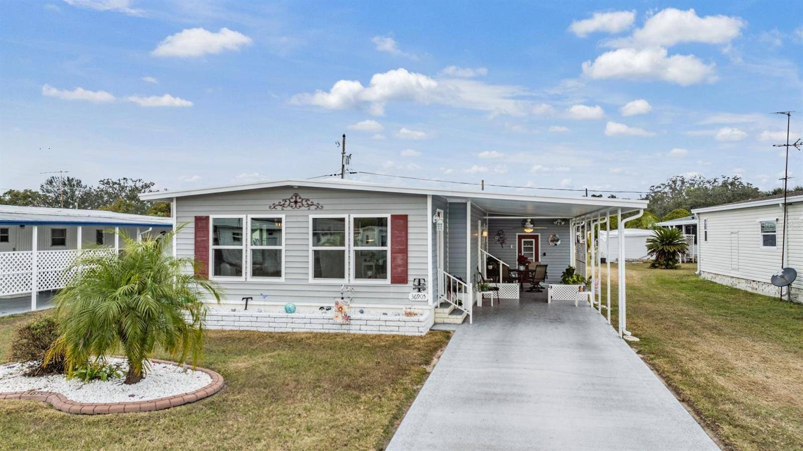 Zephyrhills, FL 33542,36905 BETH AVE