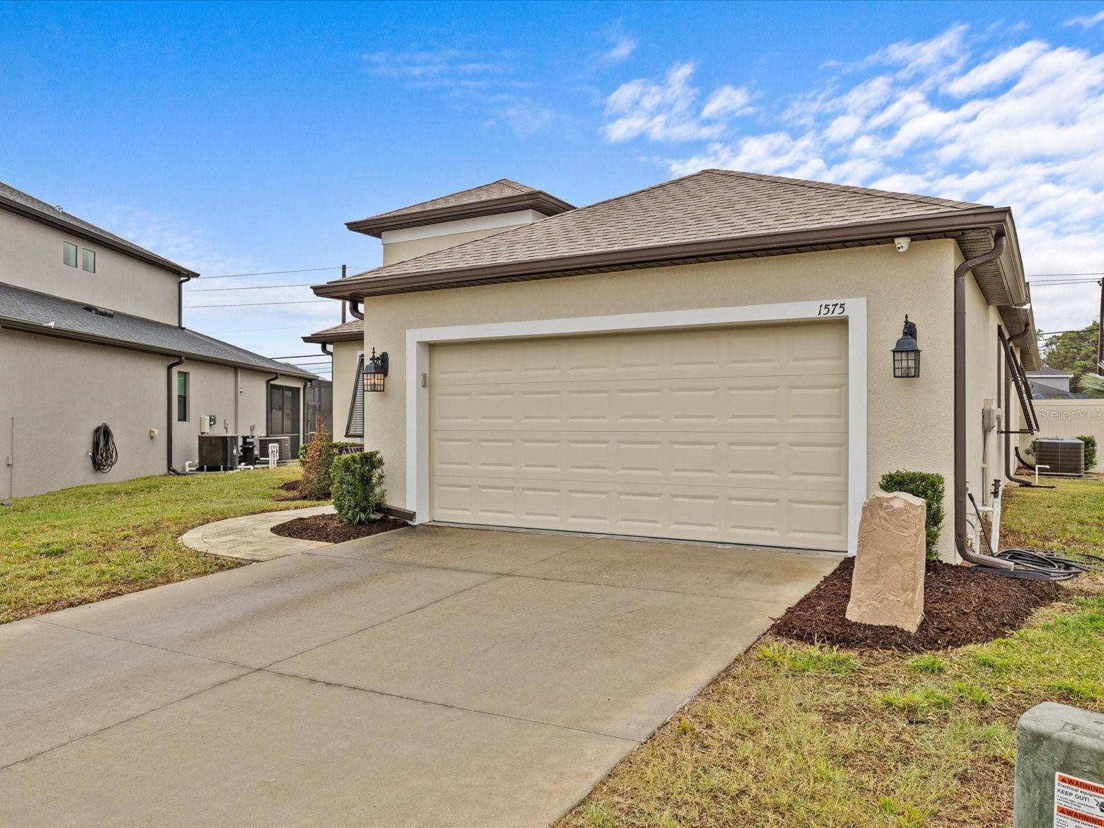 Tarpon Springs, FL 34689,1575 N RIVER CIR