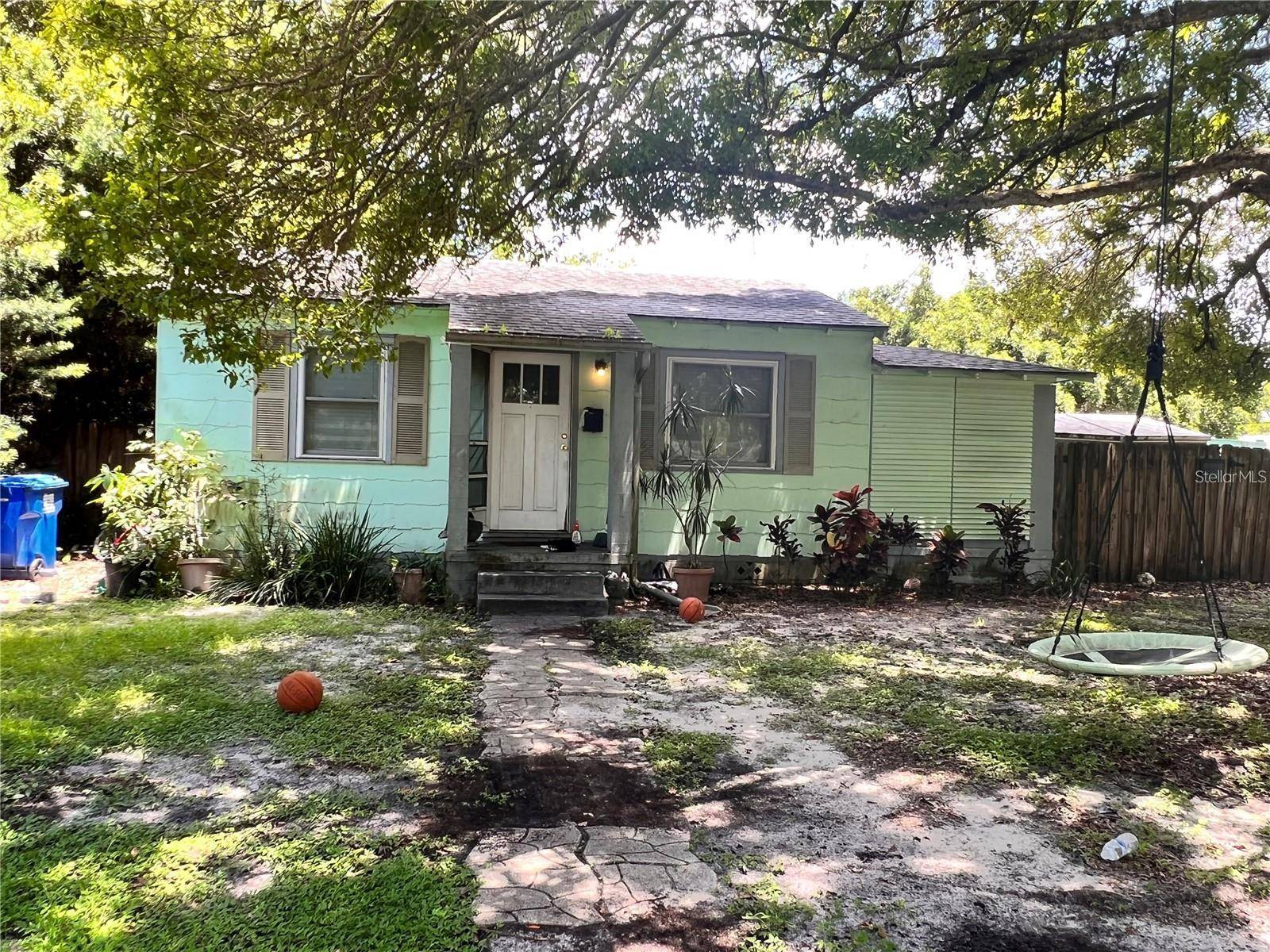 St Petersburg, FL 33710,1601 ESSEX DR N