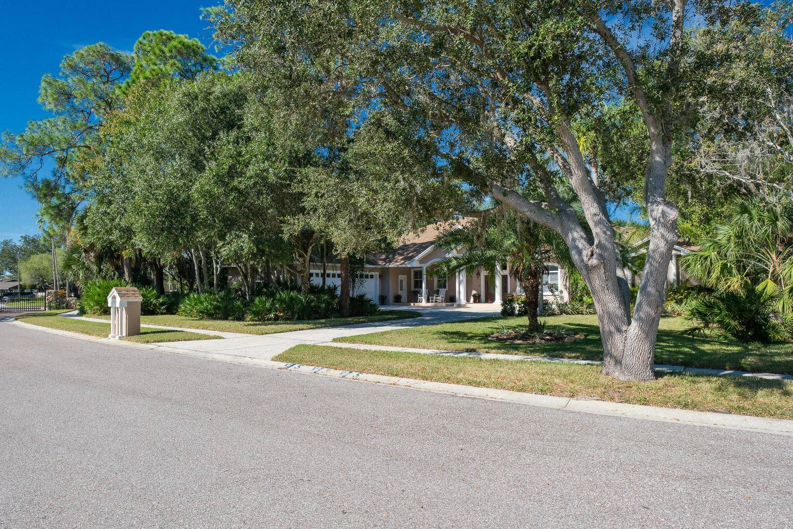 Oldsmar, FL 34677,110 DEERPATH DR