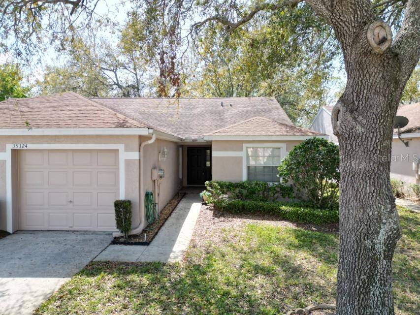 Zephyrhills, FL 33541,35324 WHISPERING PINES DR