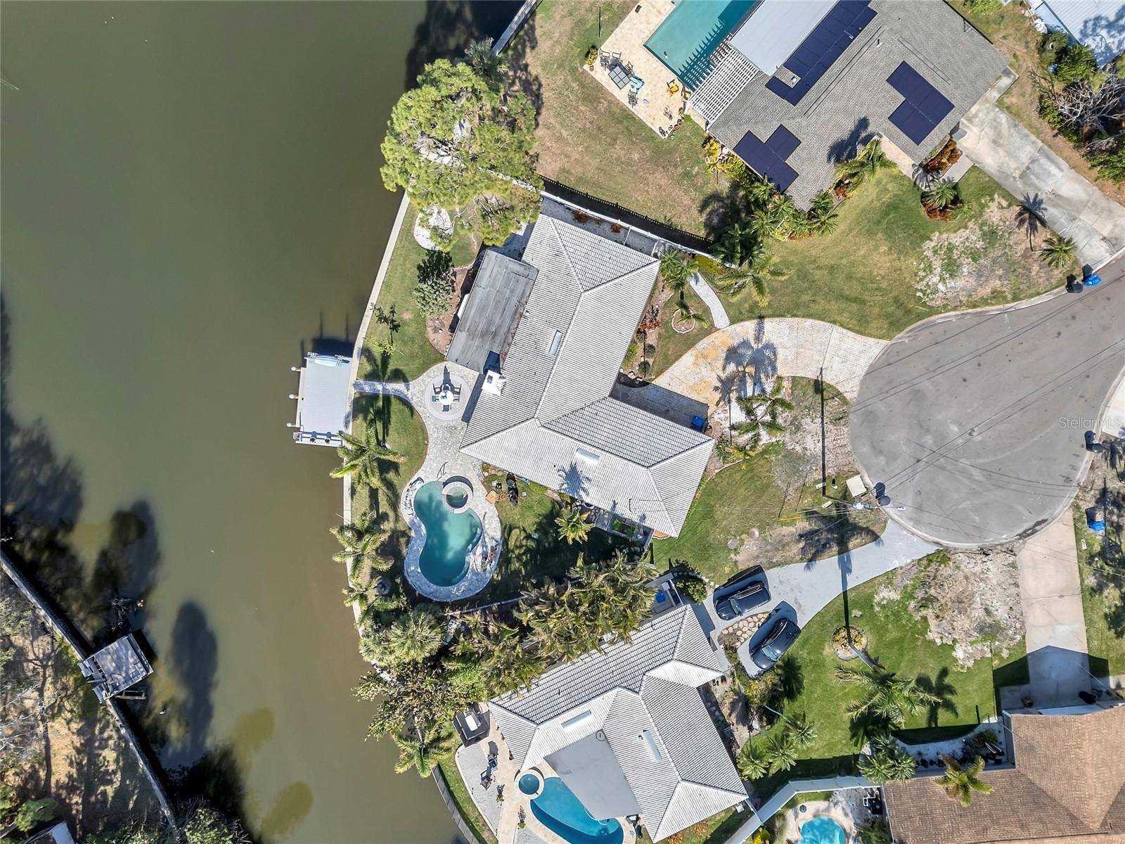St Petersburg, FL 33703,4801 VENETIAN PL NE