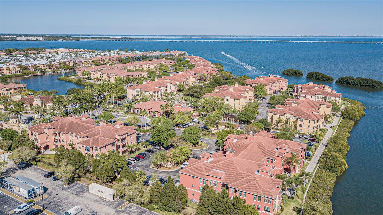 Clearwater, FL 33764,2724 VIA MURANO #631