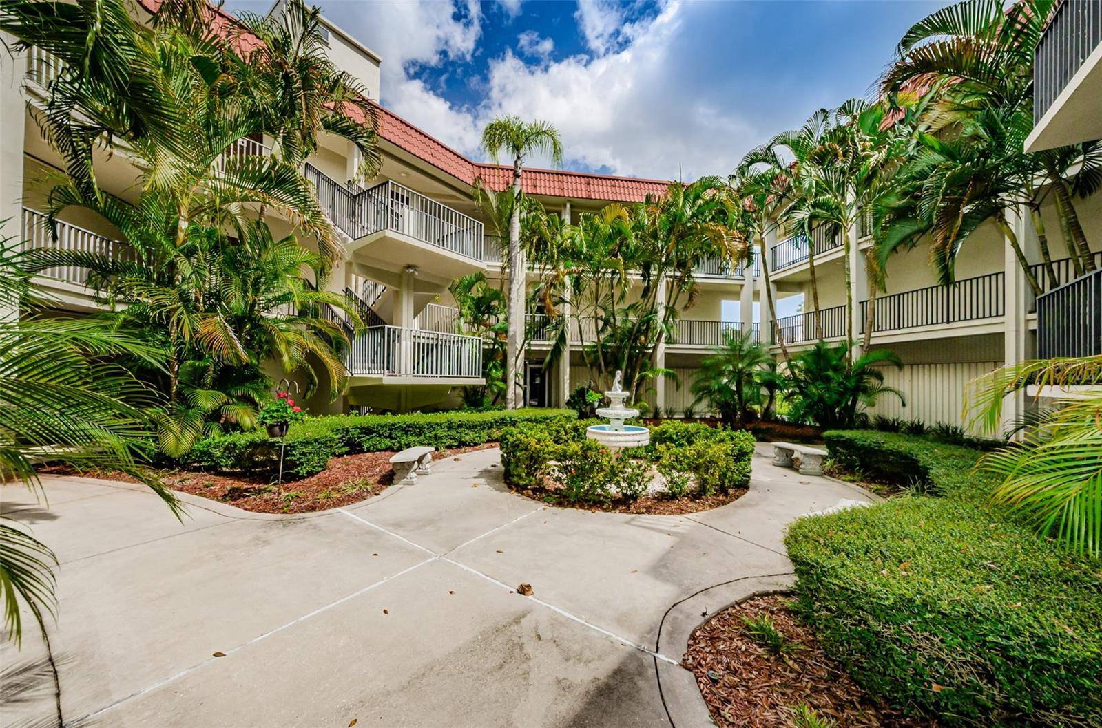 Dunedin, FL 34698,2700 BAYSHORE BLVD #3103