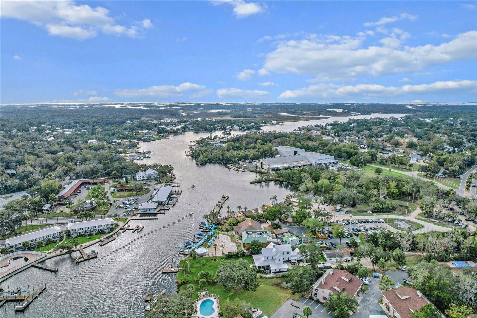 Homosassa, FL 34448,10460 W NEW YORK ST