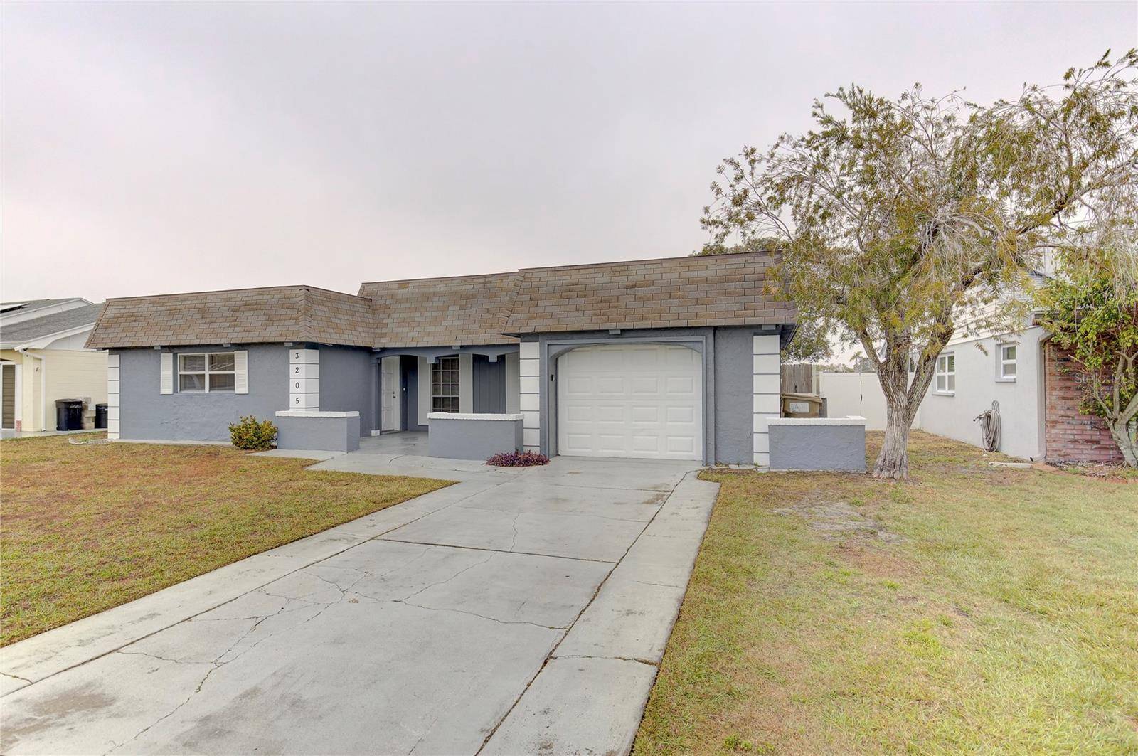 Holiday, FL 34691,3205 MOOG RD