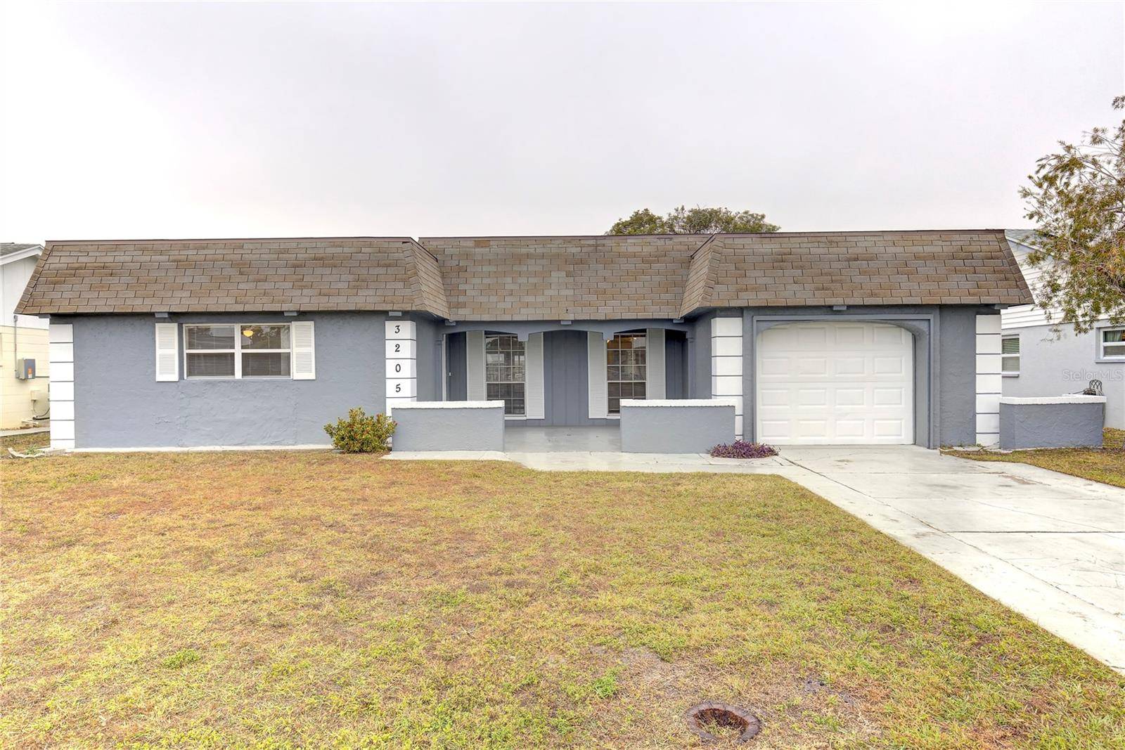 Holiday, FL 34691,3205 MOOG RD