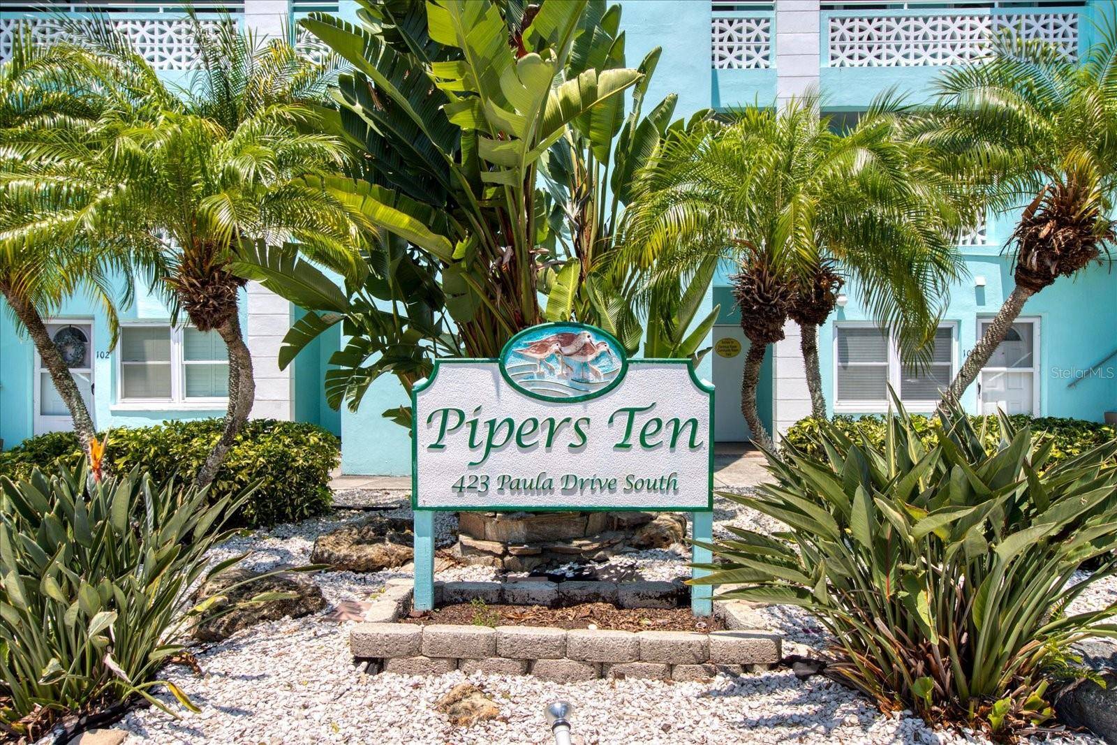Dunedin, FL 34698,423 S PAULA DR #203