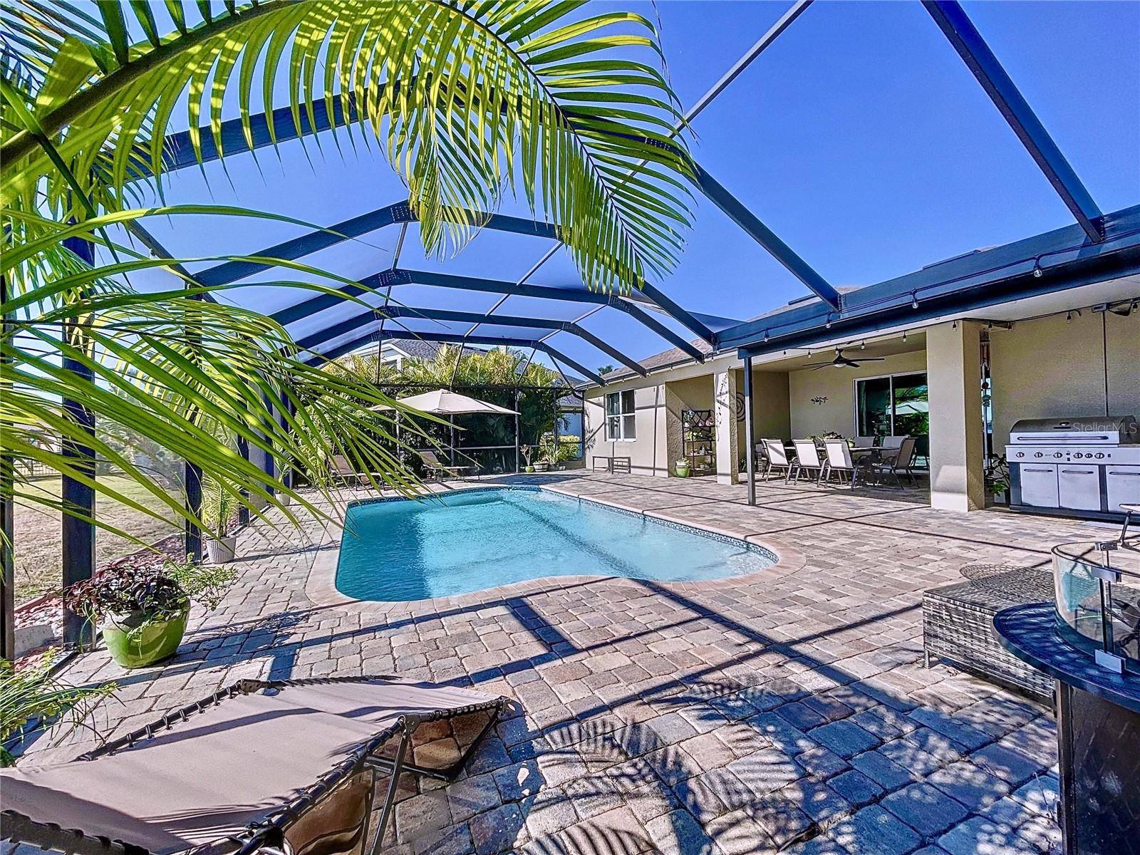 Riverview, FL 33579,11525 LAKE LUCAYA DR