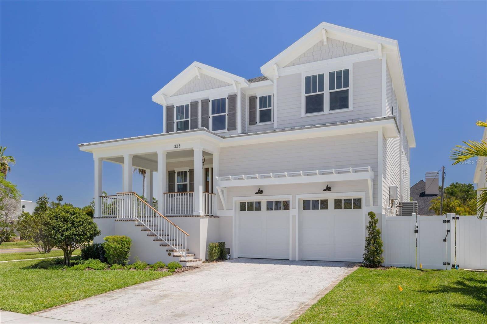 St Petersburg, FL 33704,323 APPIAN WAY NE
