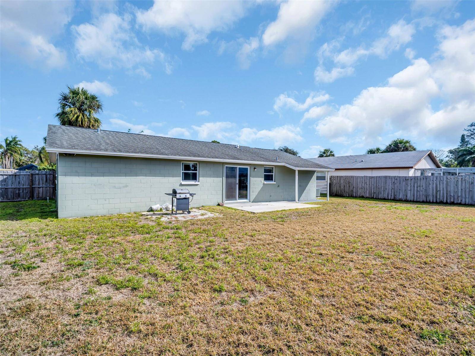 Tarpon Springs, FL 34689,1008 STONEFENCE WAY