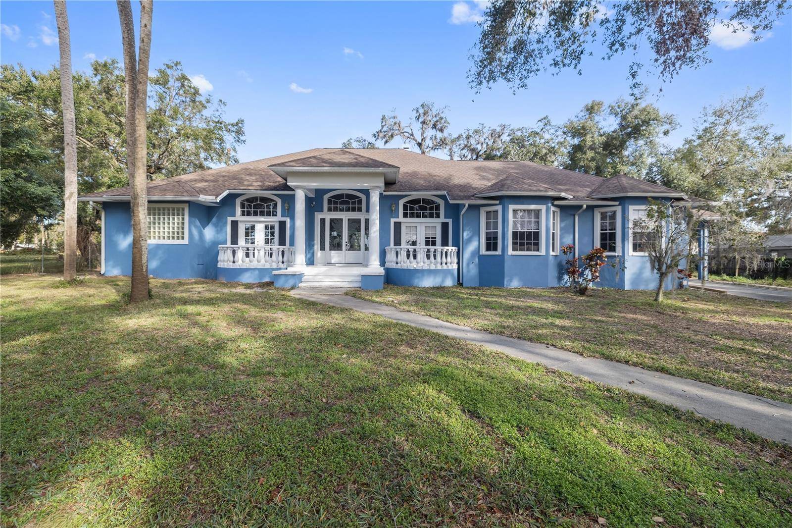 Seffner, FL 33584,405 CHASTAIN RD