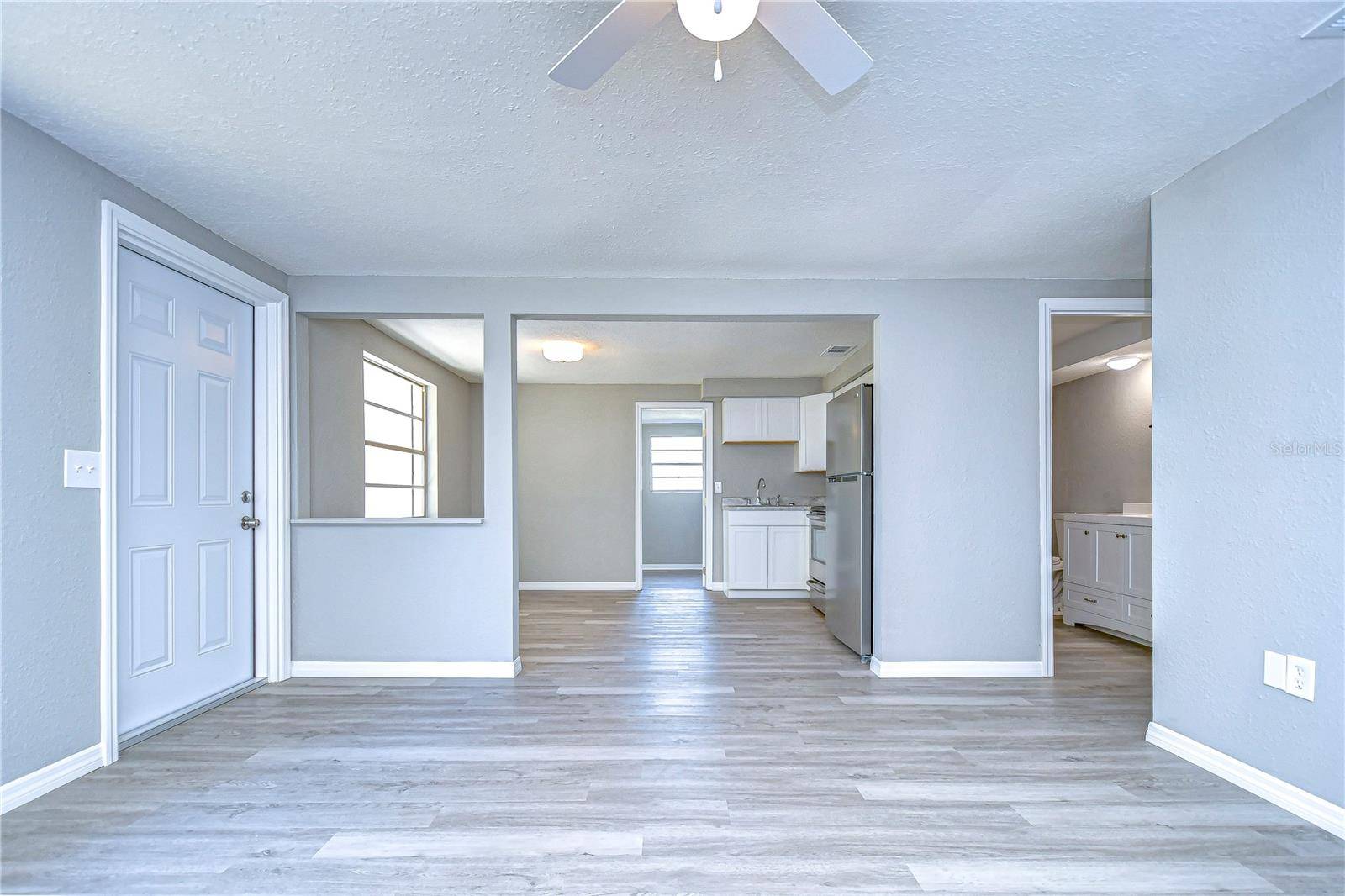 Zephyrhills, FL 33542,5836 8TH ST