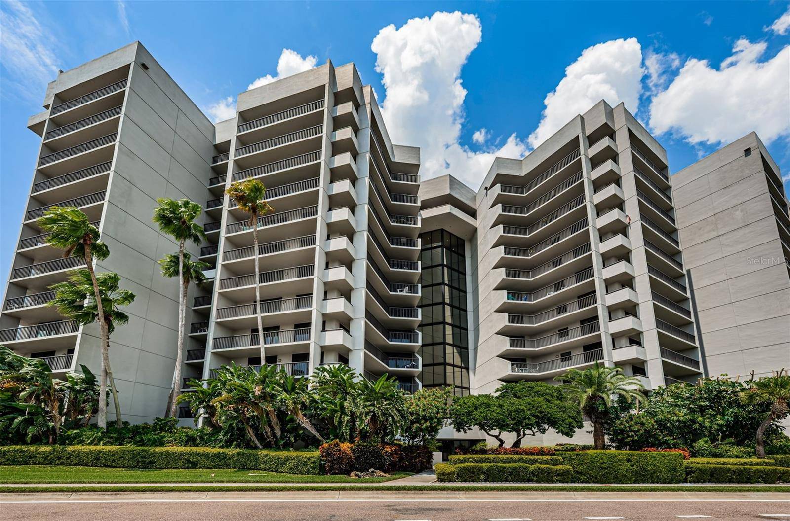 Clearwater Beach, FL 33767,1660 GULF BLVD #307