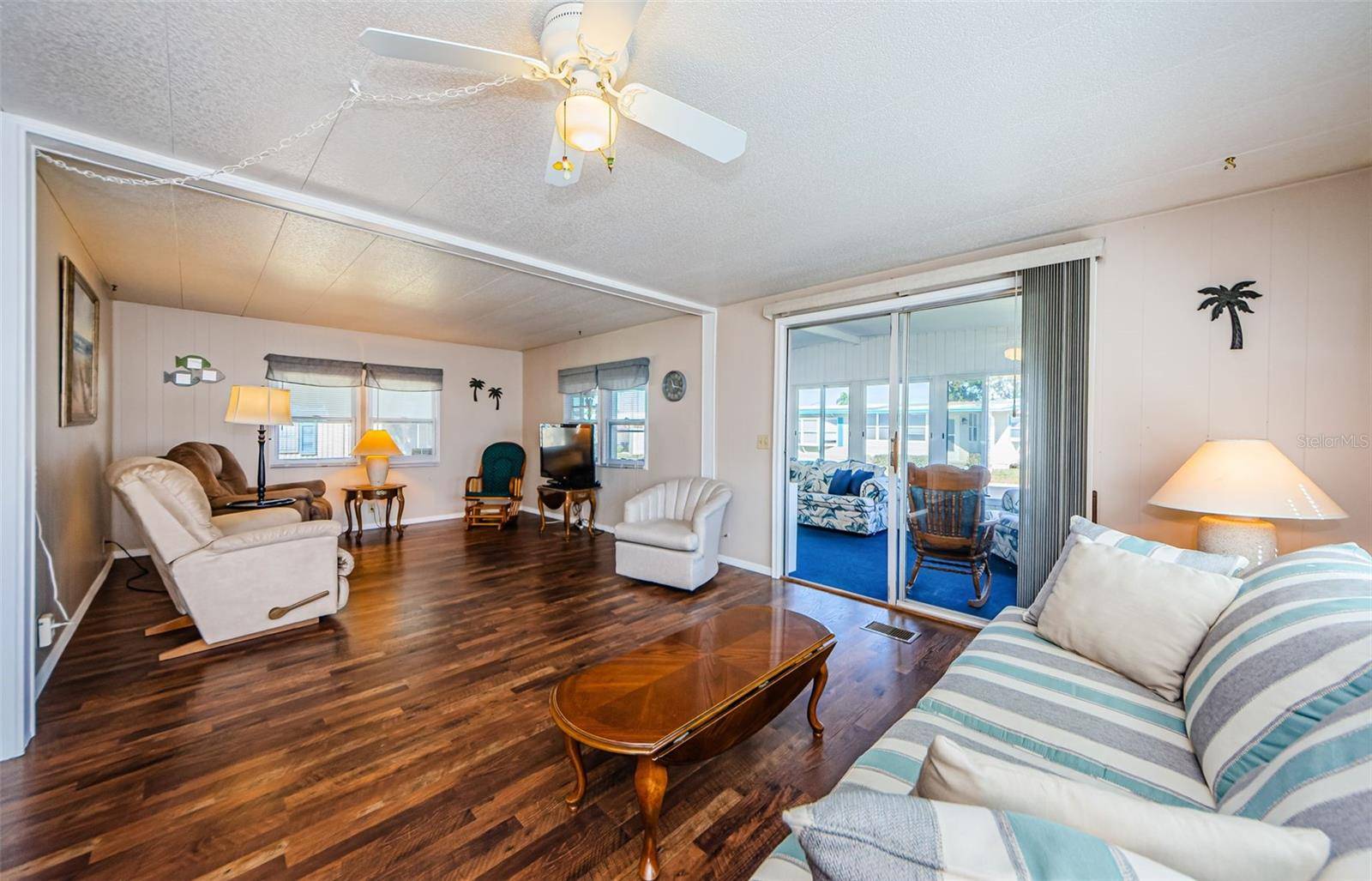 Tarpon Springs, FL 34689,39820 US HIGHWAY 19 N #15