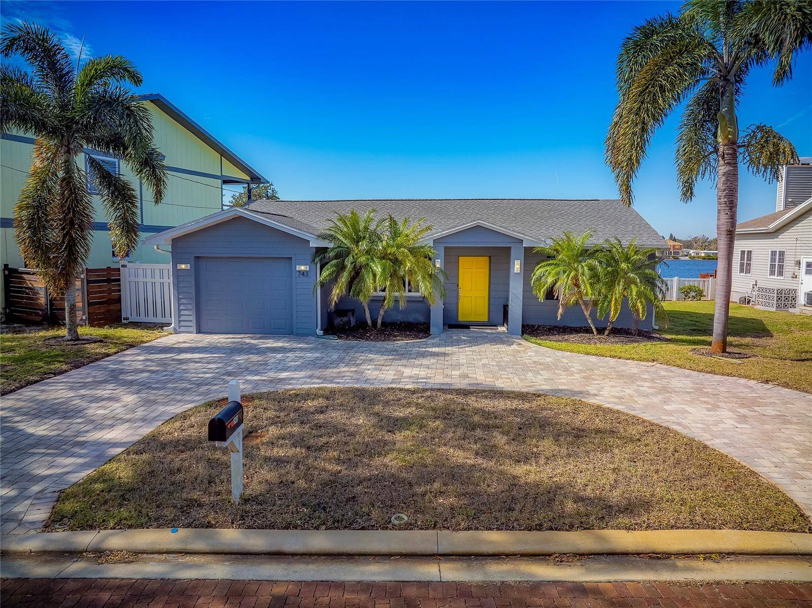Tarpon Springs, FL 34689,743 CHESAPEAKE DR
