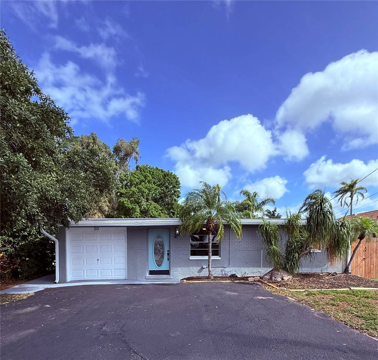 Palm Harbor, FL 34684,20 CYPRESS DR