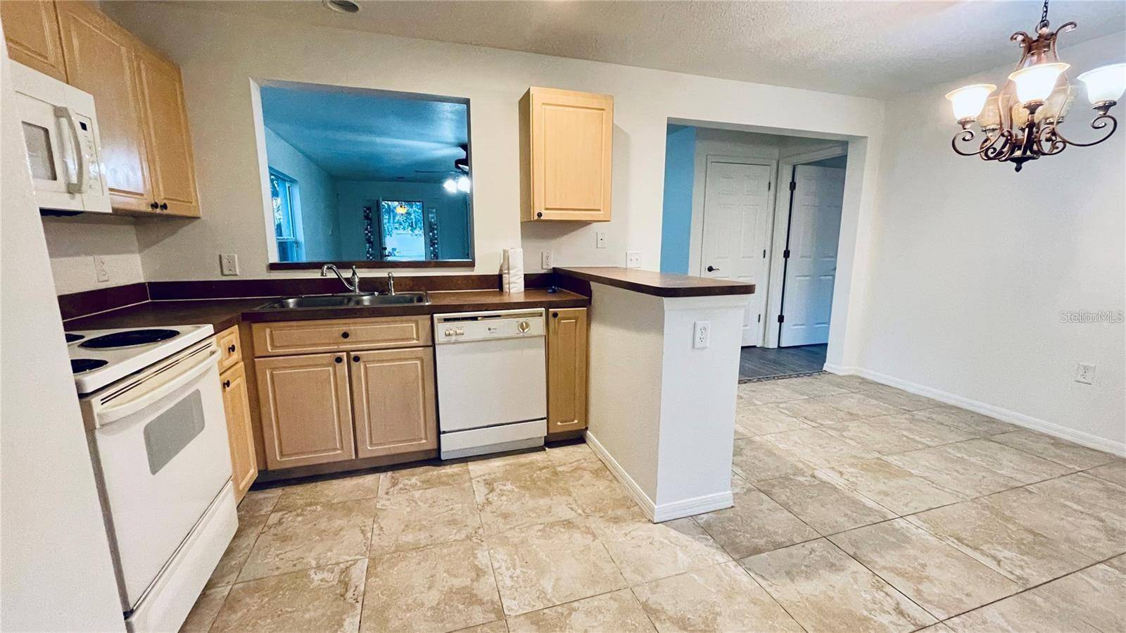 Palmetto, FL 34221,7117 50TH AVE E