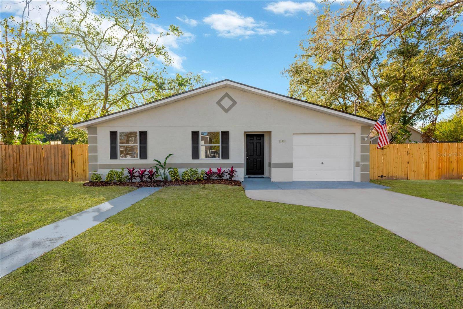 Tampa, FL 33624,12918 CAMBRIDGE AVE