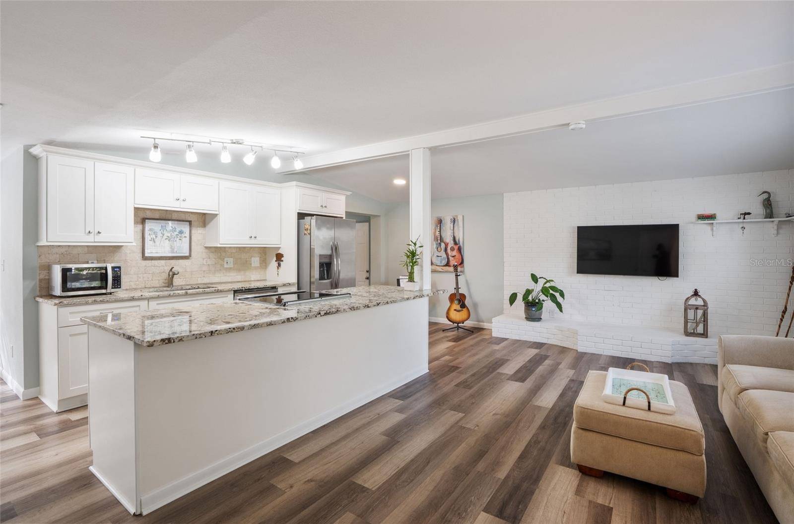 Dunedin, FL 34698,1159 STEWART DR