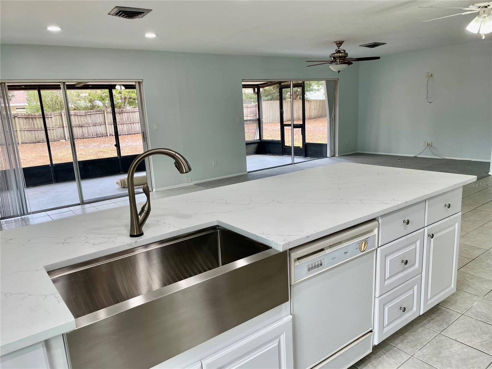 Clearwater, FL 33763,2407 HAZELWOOD LN