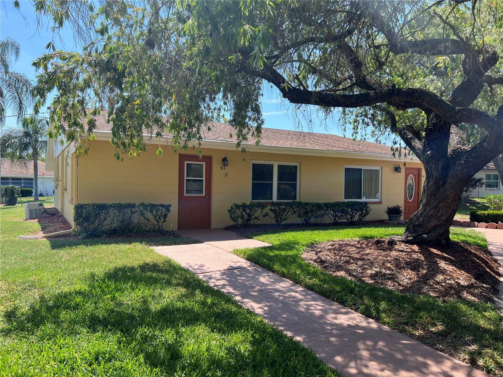 Sun City Center, FL 33573,401 DORCHESTER PL #62