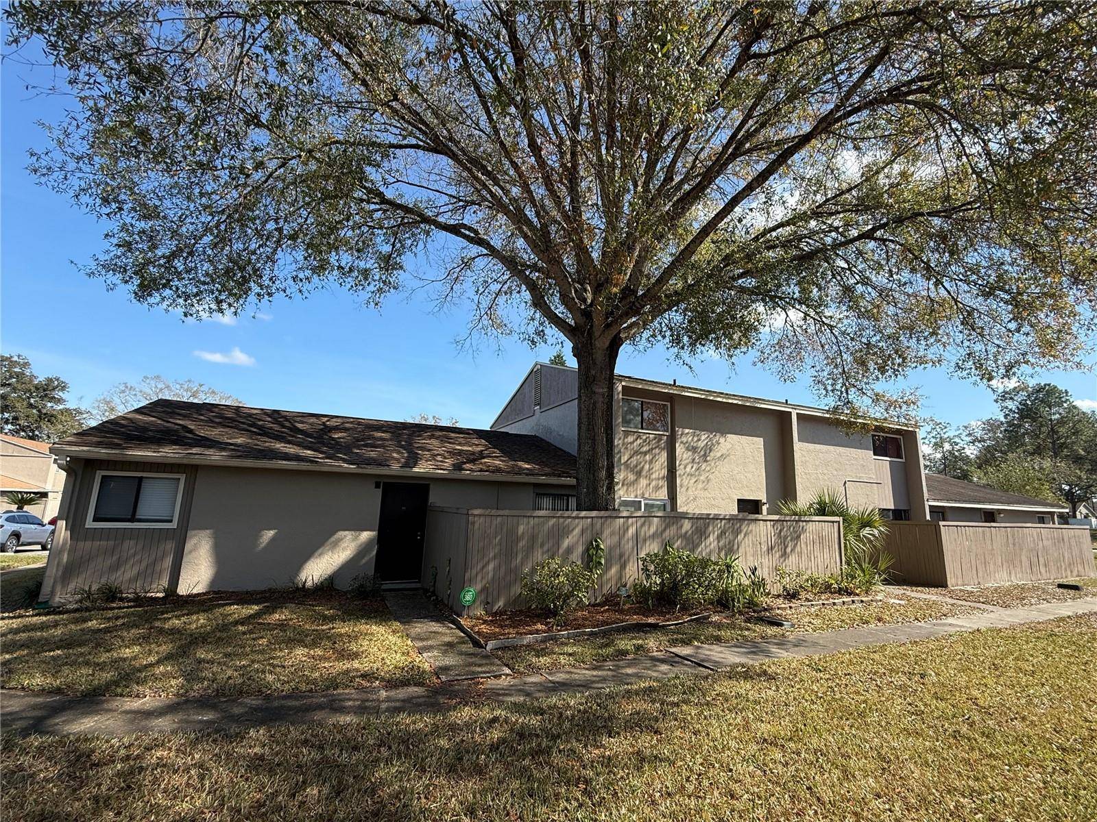 Temple Terrace, FL 33637,8608 LAKE ISLE DR #0