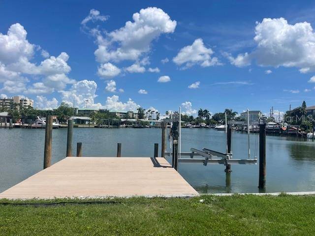 Madeira Beach, FL 33708,14925 1ST ST E