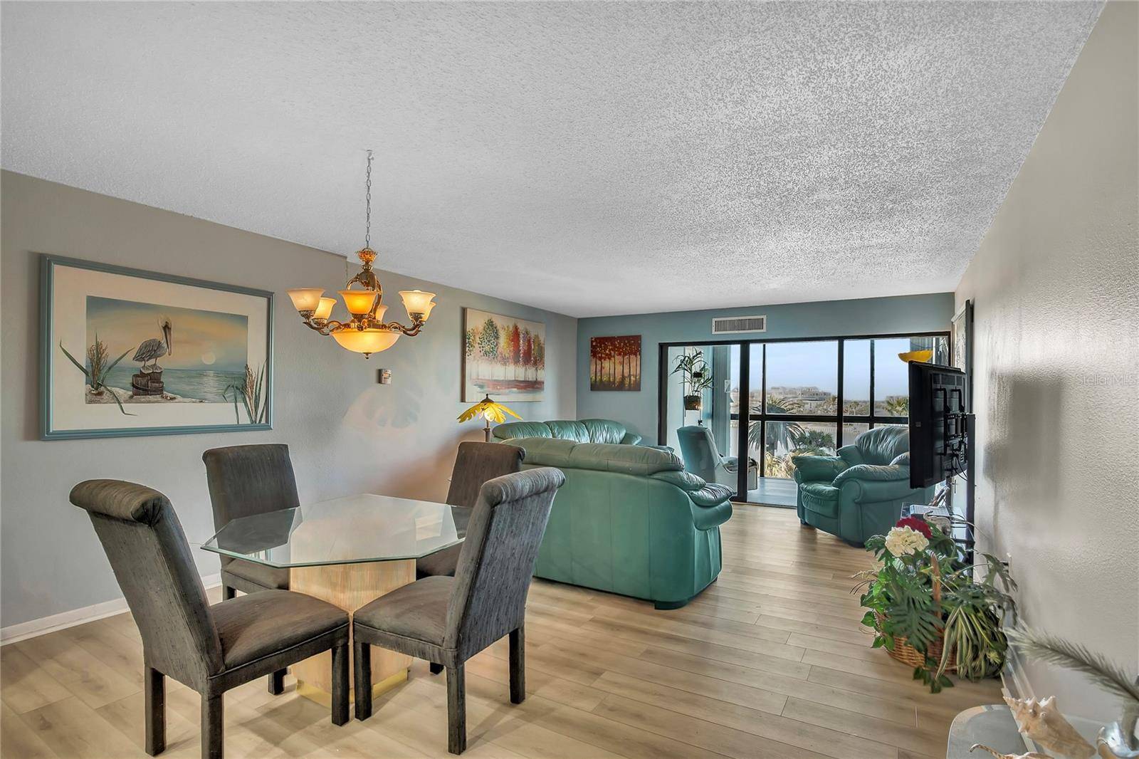 Clearwater Beach, FL 33767,800 S GULFVIEW BLVD #403