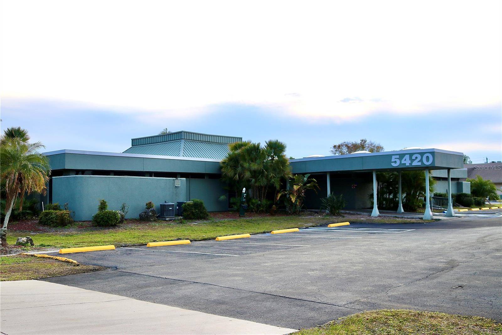 Tampa, FL 33615,5420 WEBB RD #C1/C2