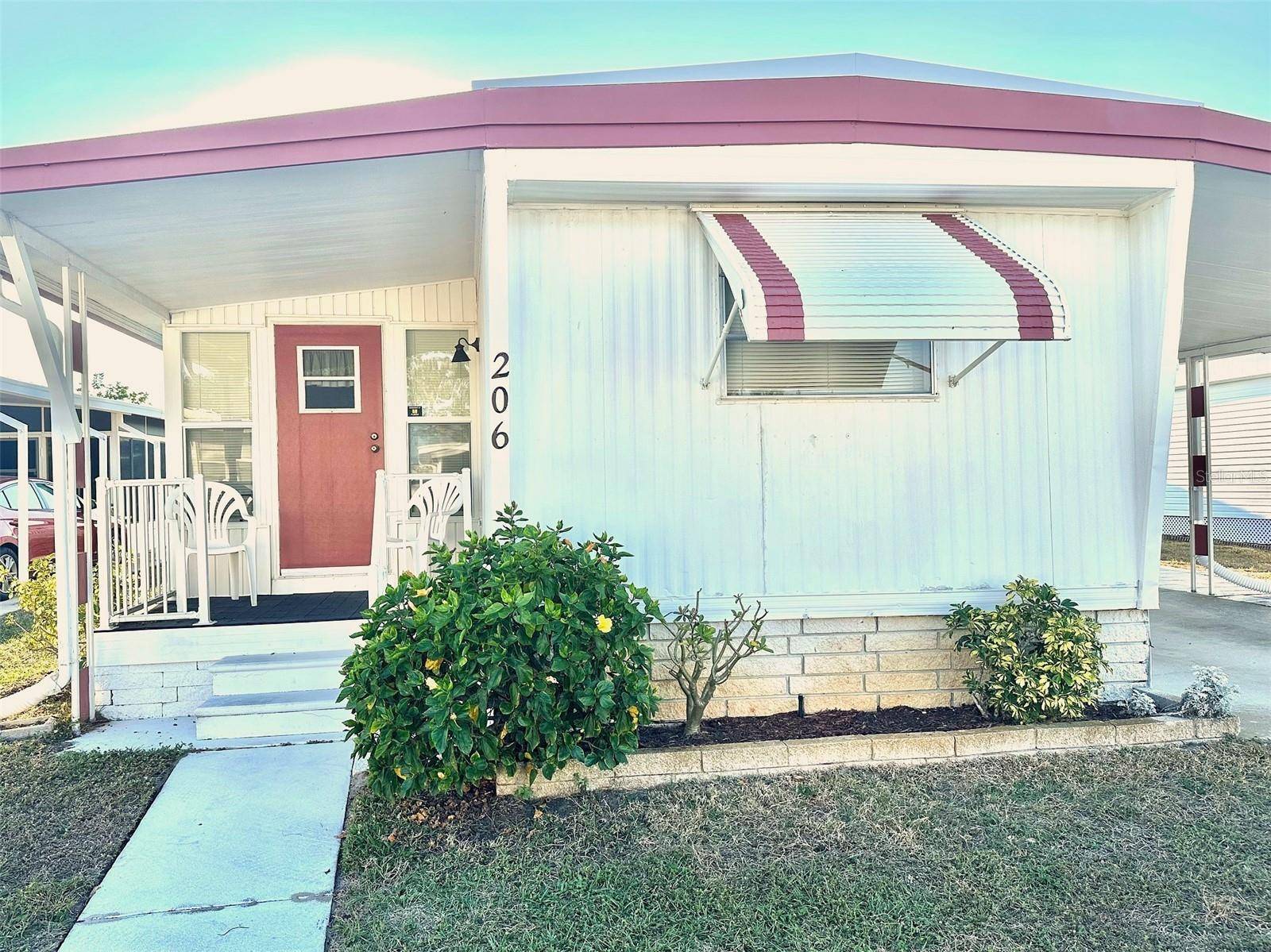 Pinellas Park, FL 33782,9790 66TH ST N #206