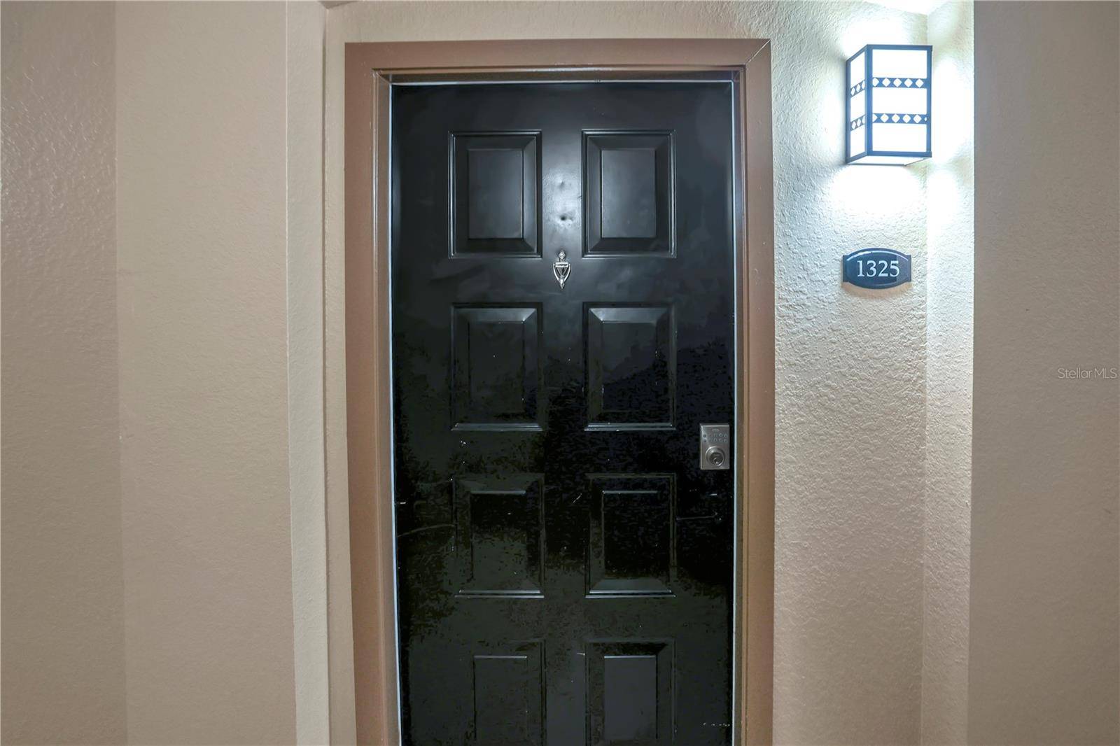 Tampa, FL 33607,4221 W SPRUCE ST #1325