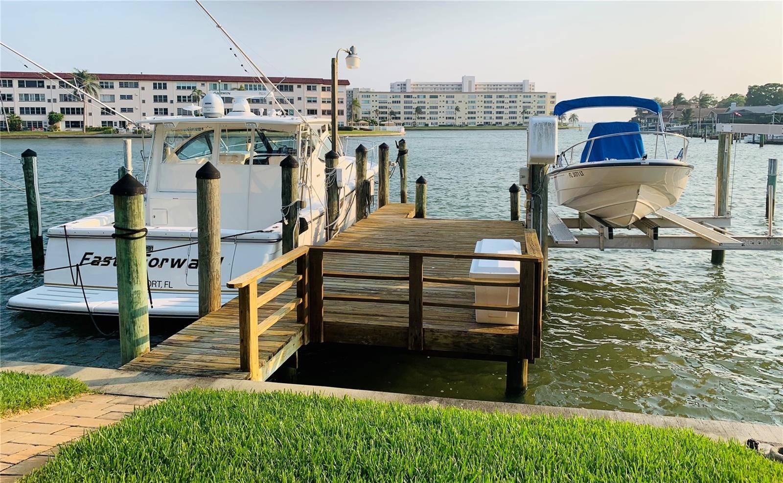 Gulfport, FL 33707,5836 SKIMMER POINT BLVD S