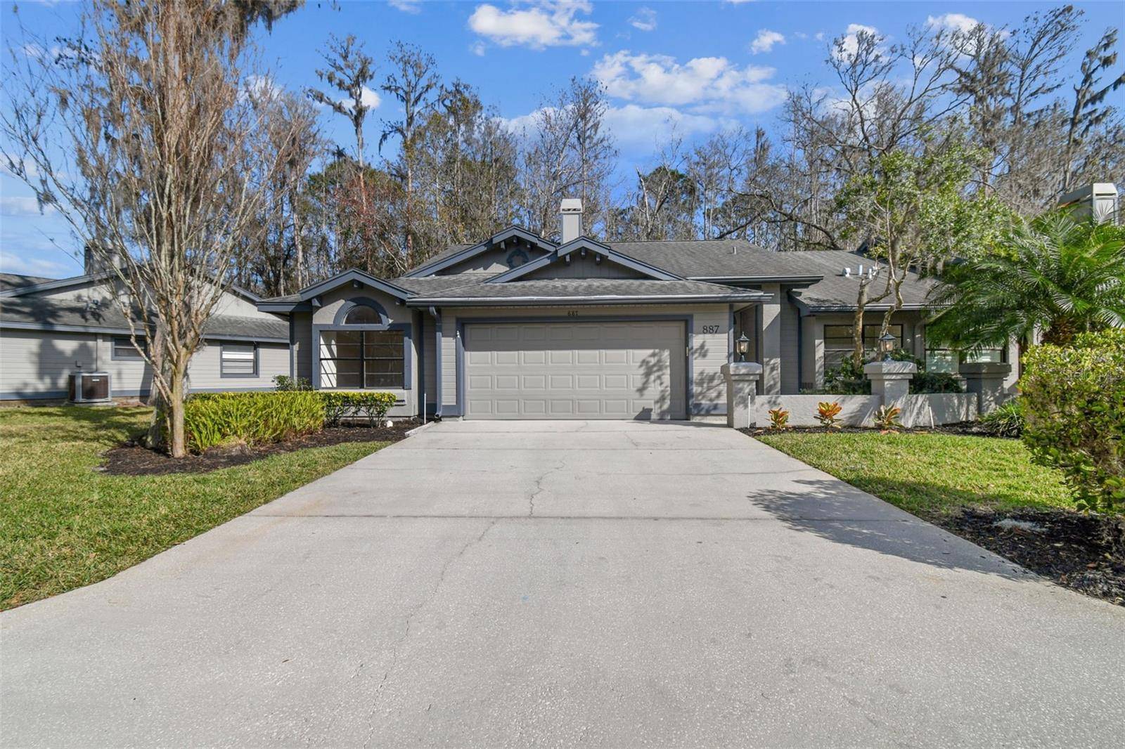 Oldsmar, FL 34677,887 LUCAS LN