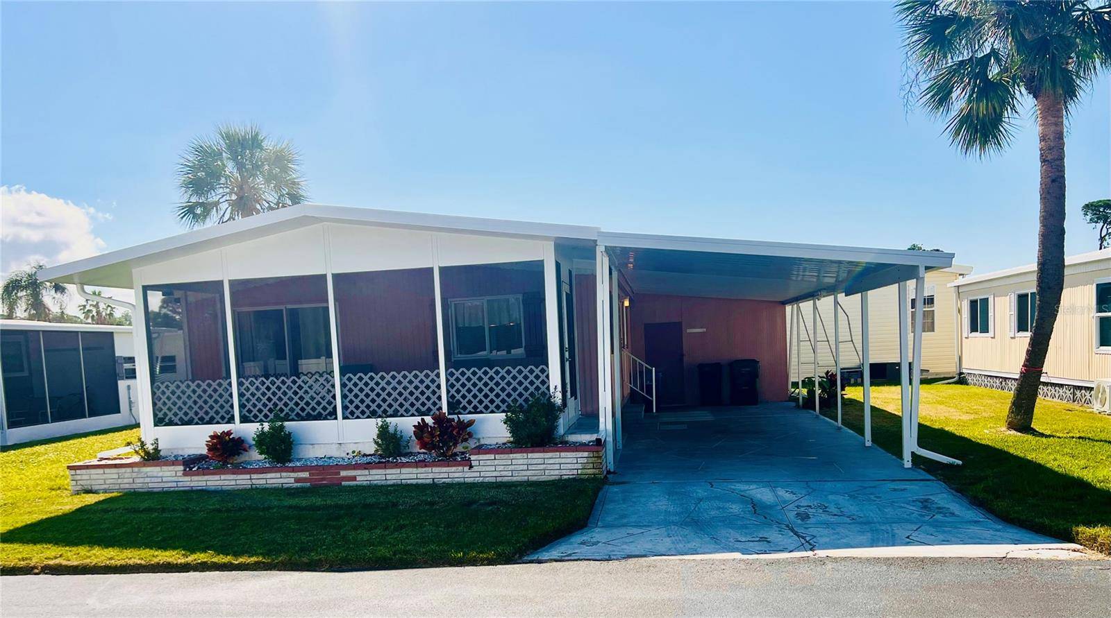 Sarasota, FL 34238,2094 GONDOLA DR #145