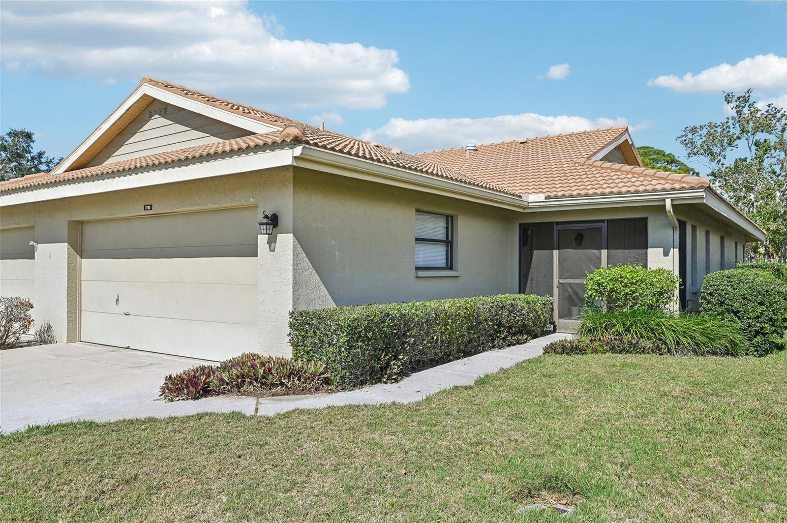 Sarasota, FL 34231,7245 WOOD CREEK DR #29