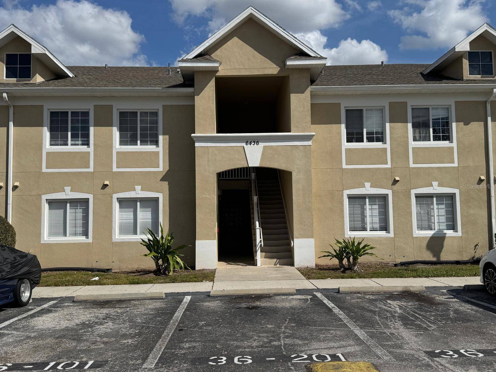 Riverview, FL 33578,6436 CYPRESSDALE DR #201